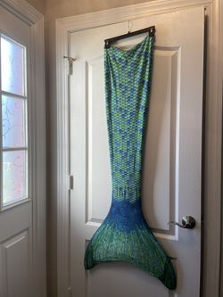Size 12 Girls Mermaid Tale