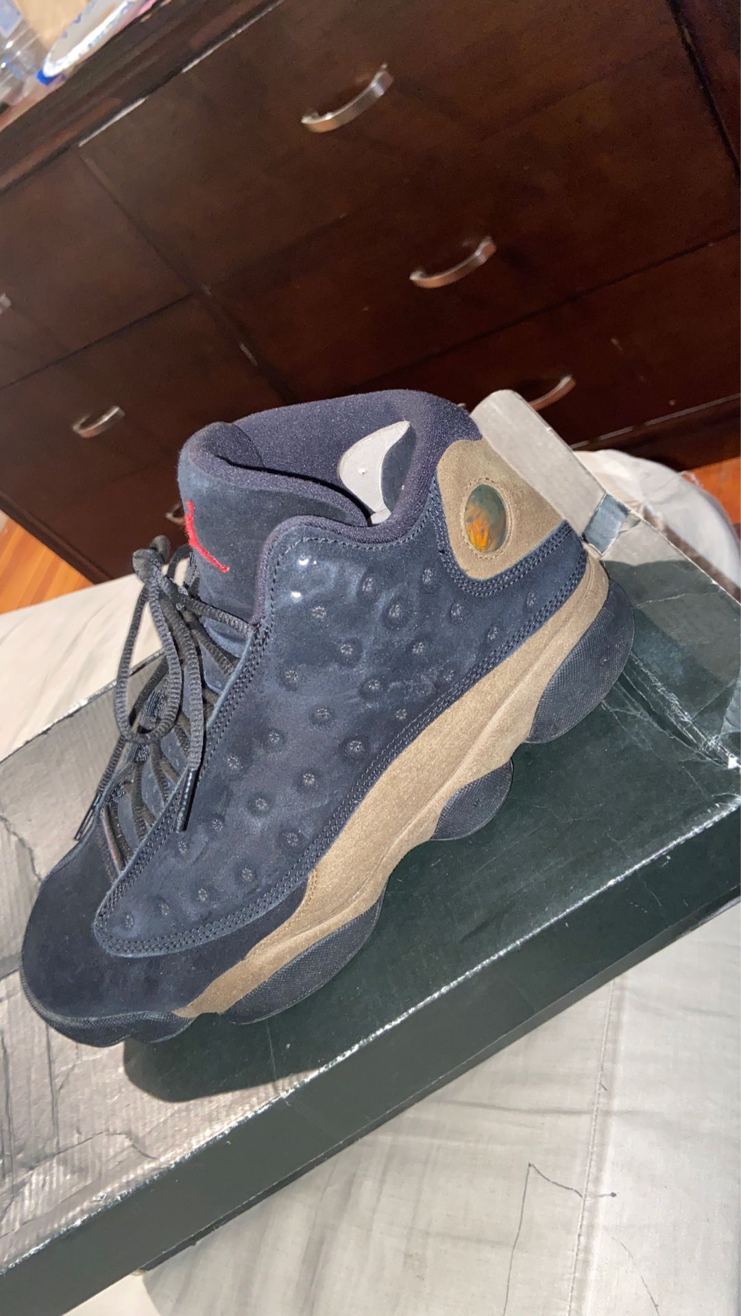 Size 9.5 Jordan 13 willing to trade for a size 9