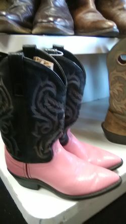 Ladies sz 61/2 boots
