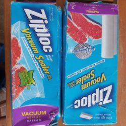 Ziploc  Vacuum  Bags And Rolls
