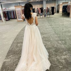 David’s Bridal Beautiful Wedding Dress