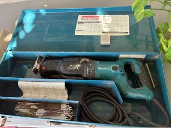 Makita Sawzall