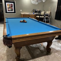 9’ Olhausen Pool Table 