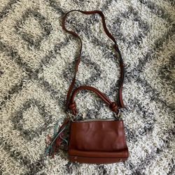Brown leather crossbody bag