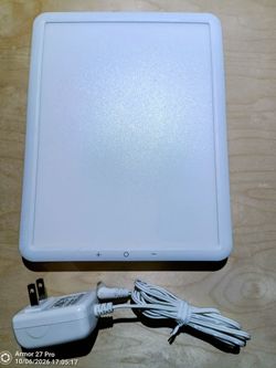 Taotronics CL016 light therapy lamp
