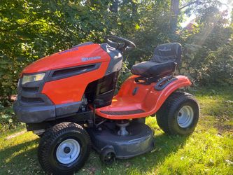 Husqvarna YTH2242T Riding Lawn Mower – 22HP – 42” Deck – Runs Great