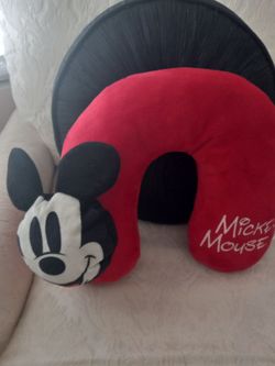 Neck pillow