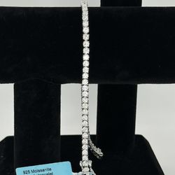 8.5″ Solid 925 Sterling Silver Tennis Bracelet w/ 6.03 CTW VVS Moissanite