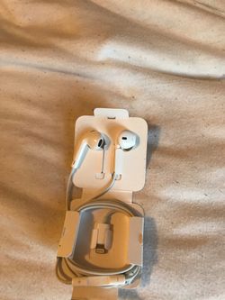 Brand new head phones for iPhones
