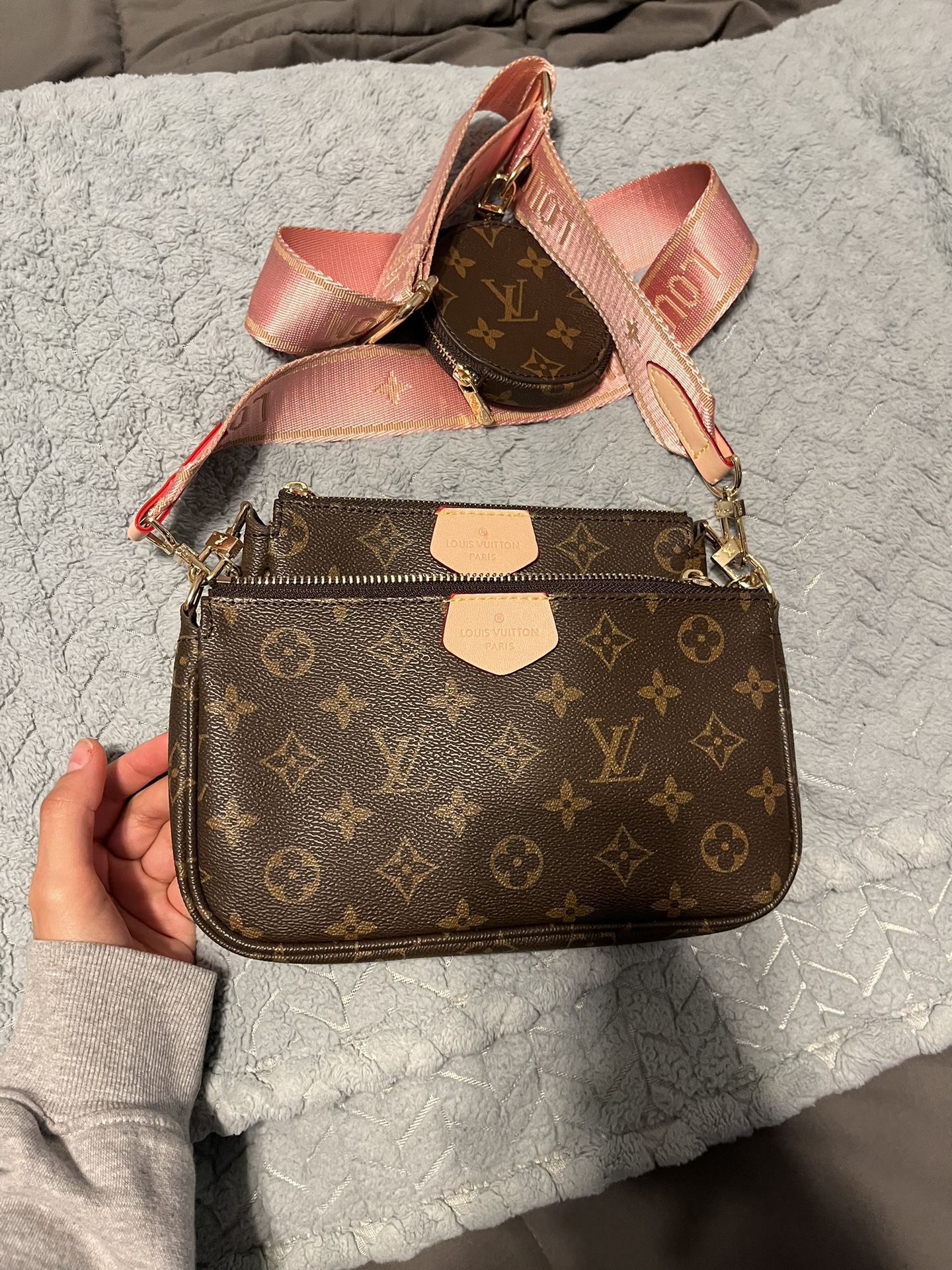 Louis Vuitton Multi -Pochette Bag