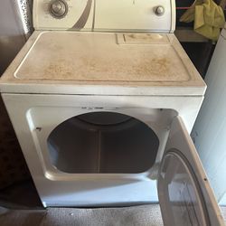 Kenmore washer and admiral dryer set