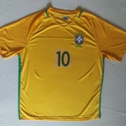Brazil Adult Soccer Jersey Size Medium or Large-Uniformes De Futbol