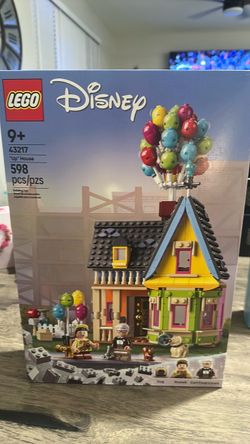 Lego Up House