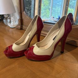 Peep Toe Pumps, Classic Style, Size 8 Genuine Leather