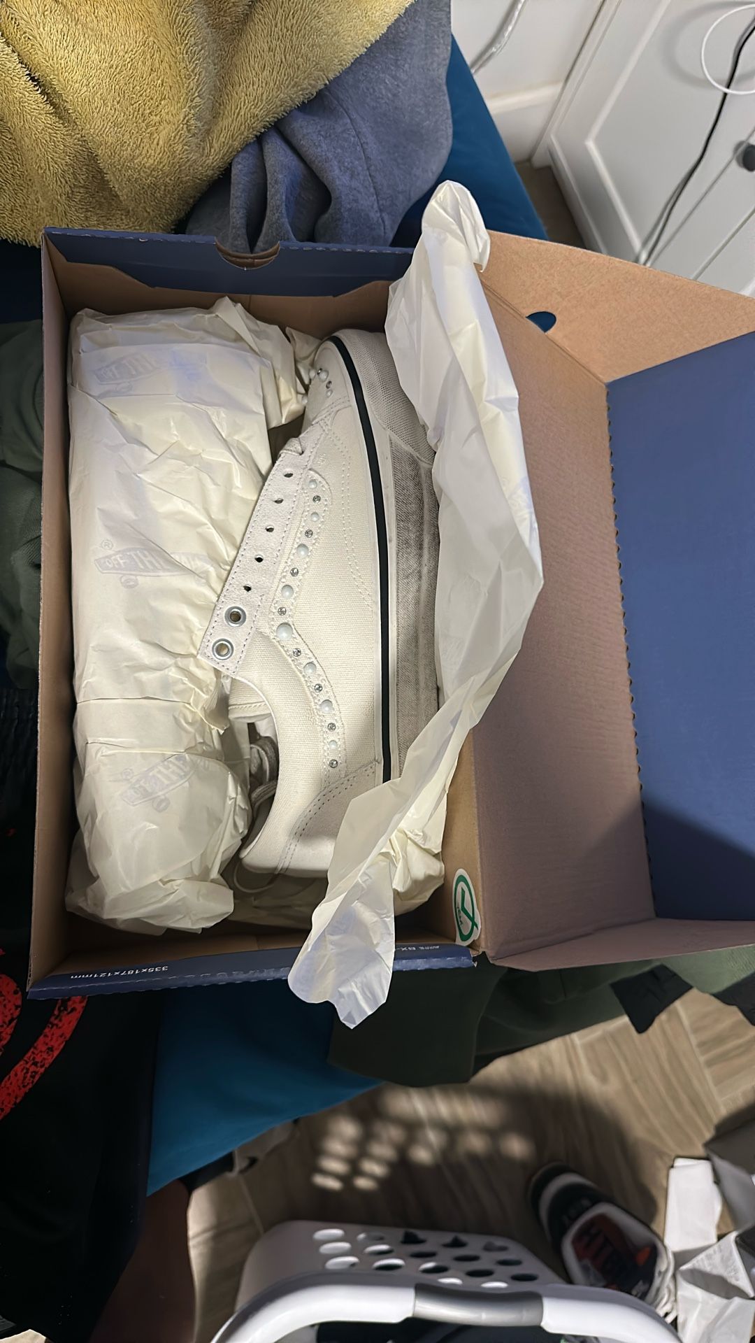 Vans OTW pearlized Marshmallow