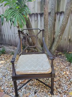 SALE For this beautiful Steel Garden Chair!