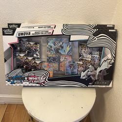 Unova heavy hitters premium collection black bolt and white flare