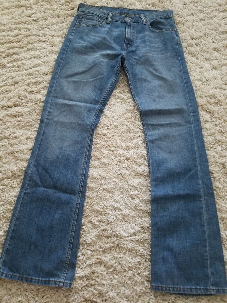Mens Levi jeans (like new) Sz 33W 34L