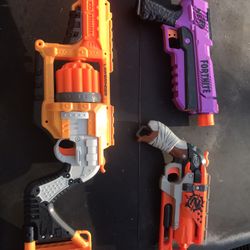Nice Set Of Nerf Soft Machine Gun And Two Handgun Please Set Everything For $20 Firm