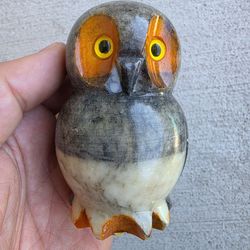 🦉 Vintage Italian Hand Carved Alabaster Owl Figurine – Made in Italy