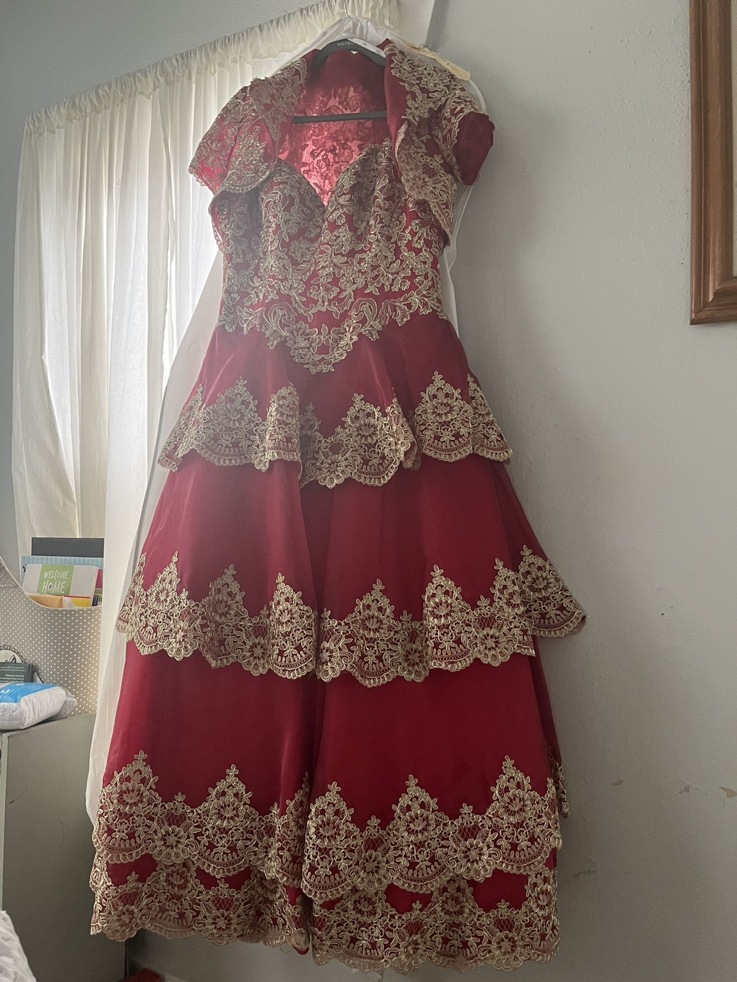 Quinceanera Dress/ Sweet Sixteen Dress