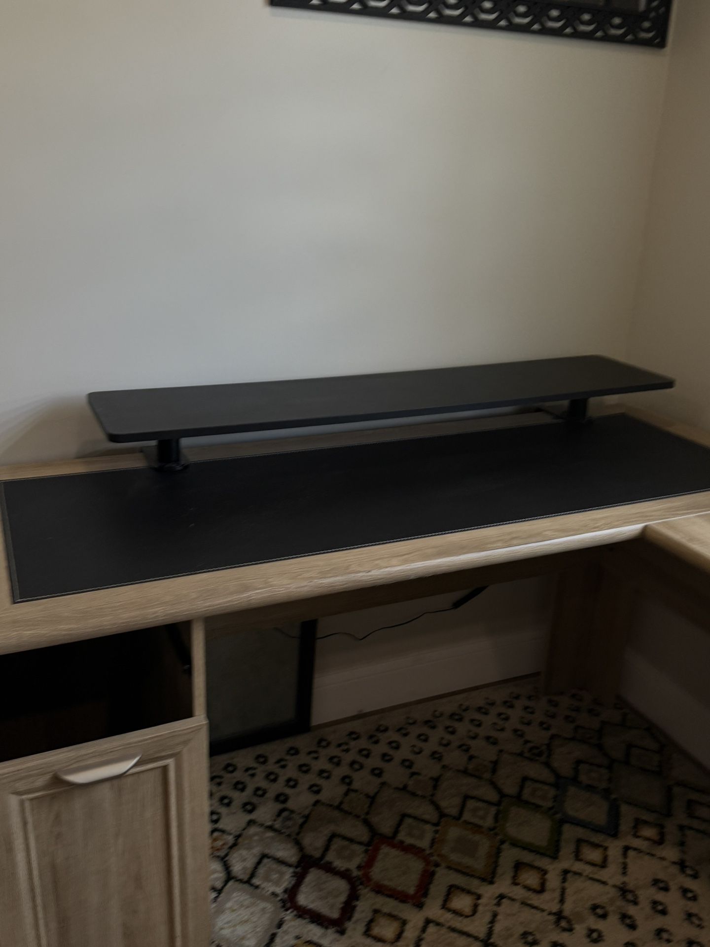 Monitor stand