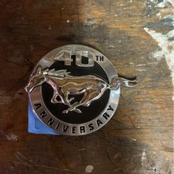 40th anniversary mustang emblem