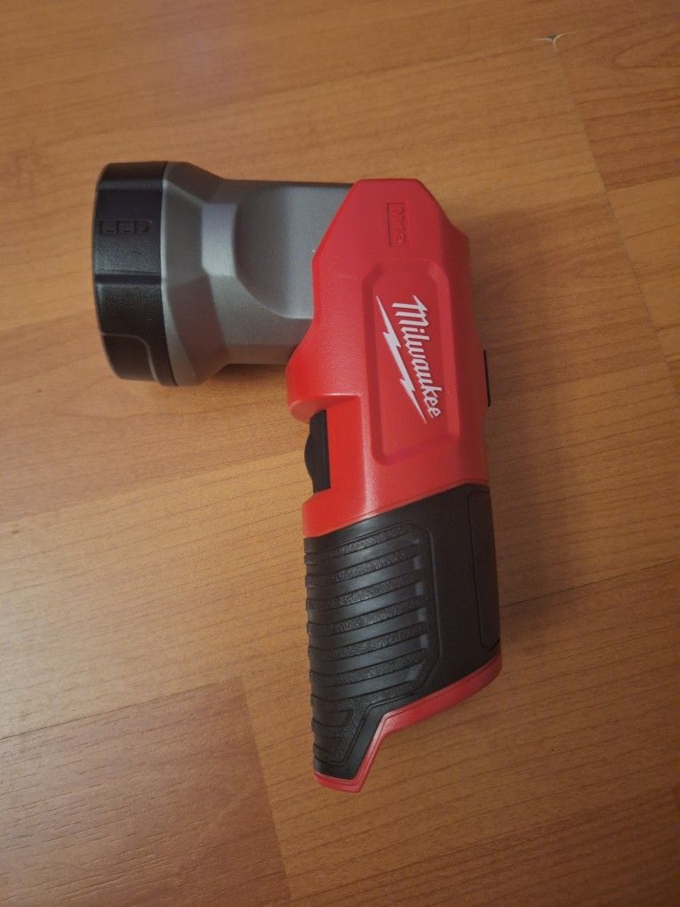 Milwaukee M12 LED Work Flashlight