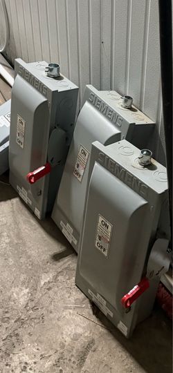 90 amp power disconnects