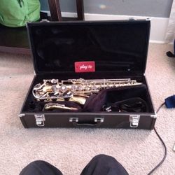 Yamaha Eb Alto Saxophone 