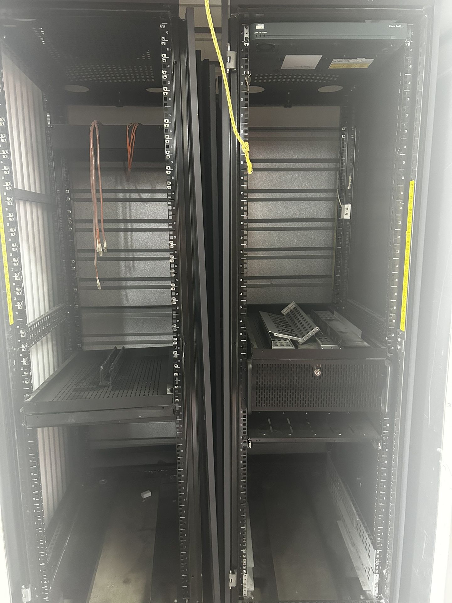 Server tower Cage