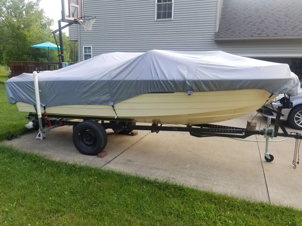 MFG Boat 17 feet for trade for bigger boat