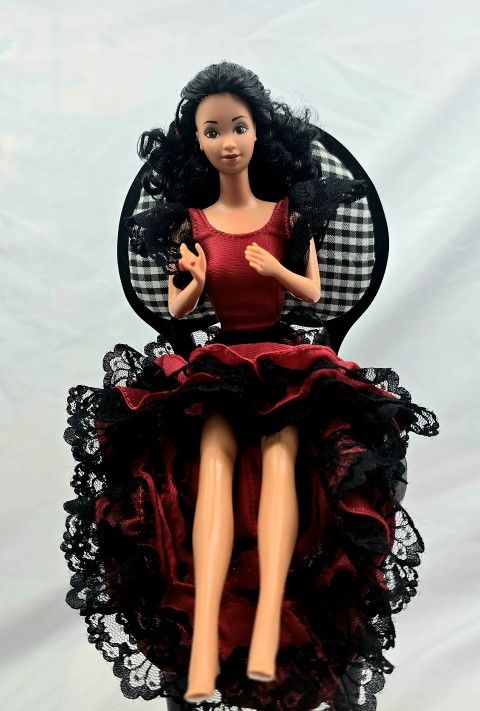 1982 Mattel Barbie Dolls Of The World Spain Flamenco Dress..plus vintage chair.
