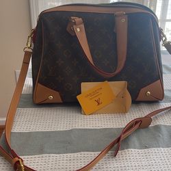 Louis Vuitton Purse