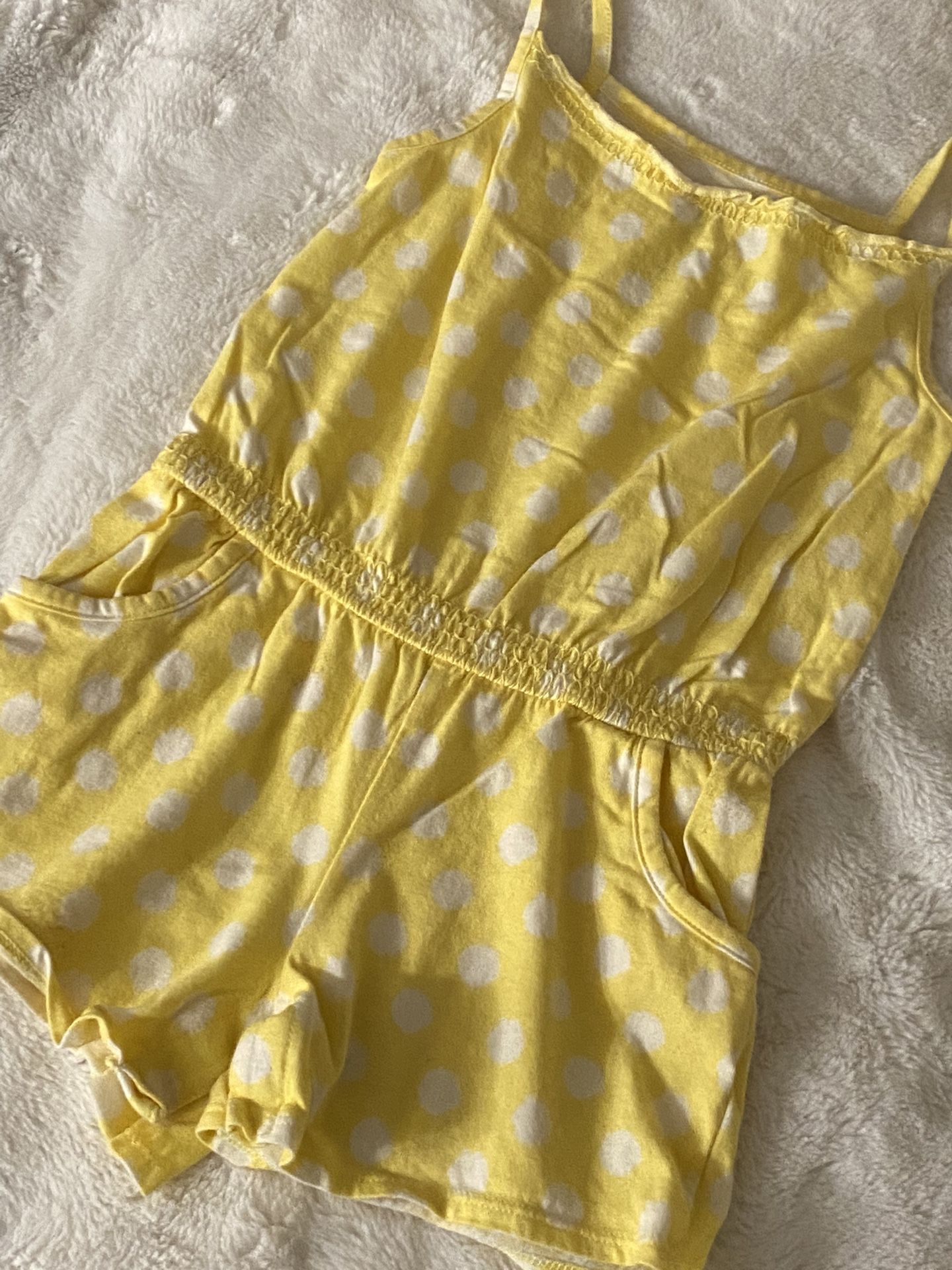 4T Old Navy Romper/one Piece $4