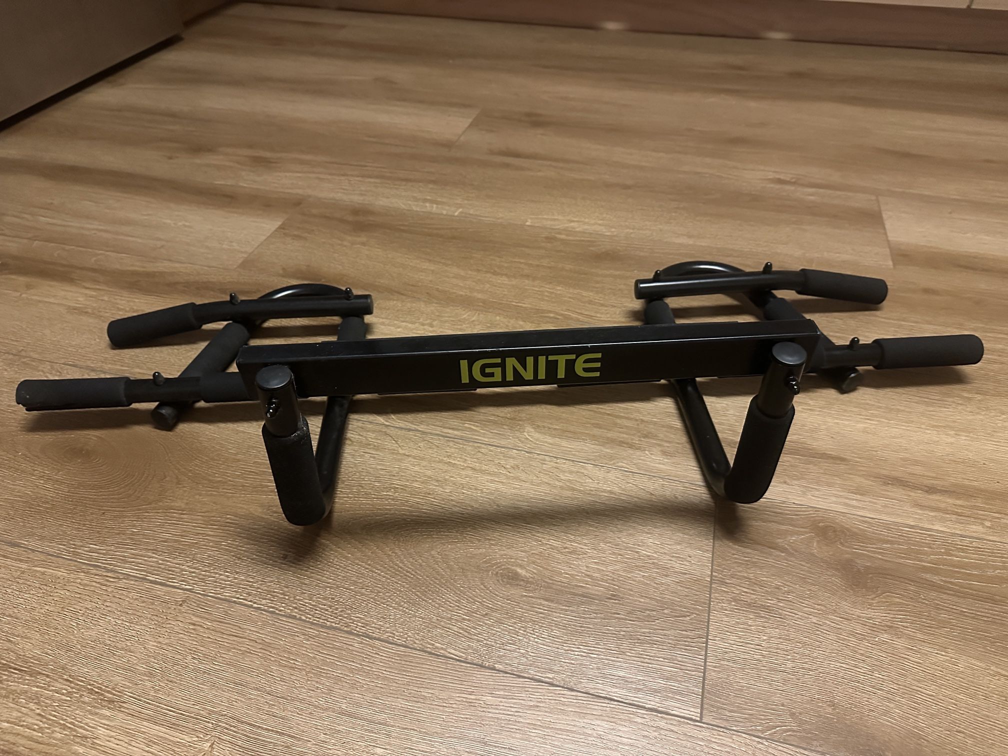 Ignite Pull Up Bar