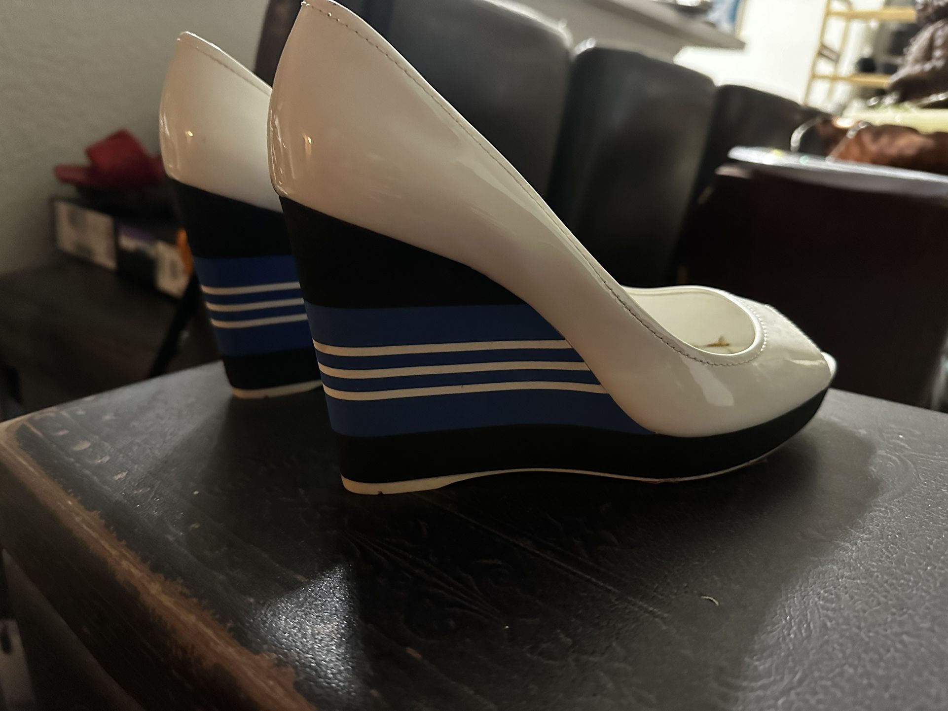 Prada Women's White Patent Leather Striped Peep-toe Wedges 37.5 Authenticated and sta