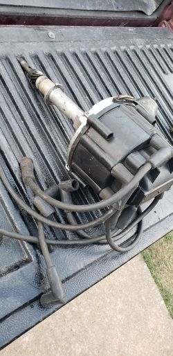 Ignition Distributor  For Chevy 250 .   I Have More Parts For  Engine 250 6cil In Line.