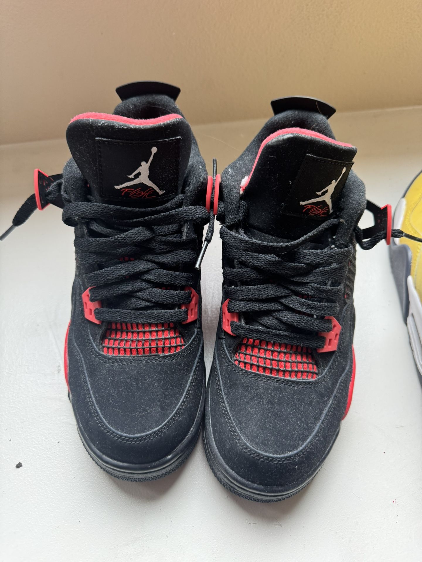 Jordan 4 Retro Red Thunder