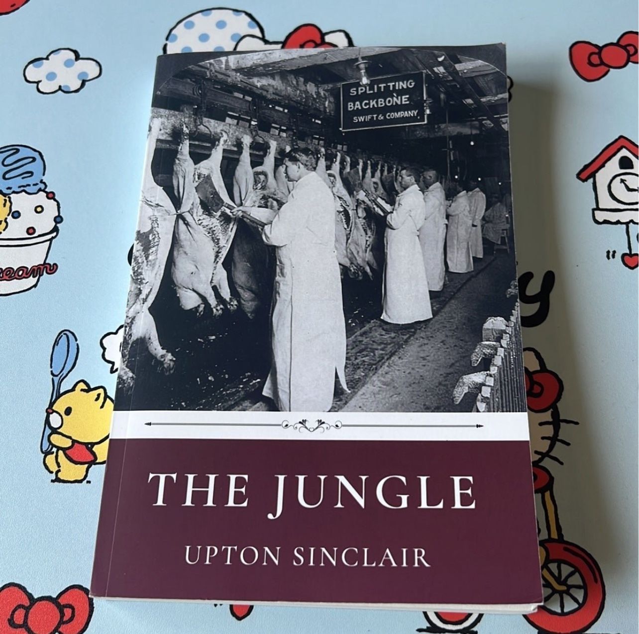 The Jungle by Upton Sinclair Paperback