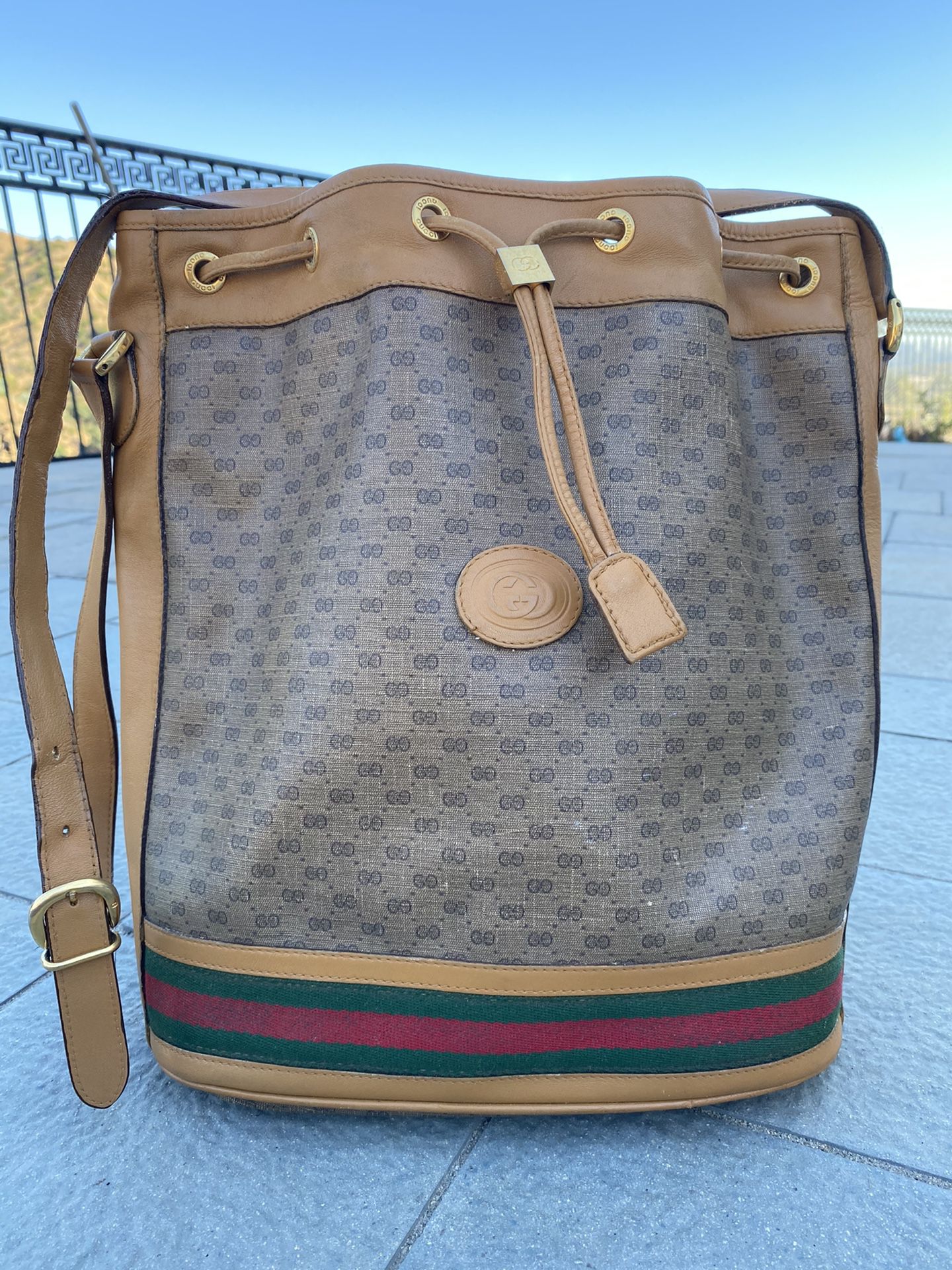 Gucci vintage Bucket Bag