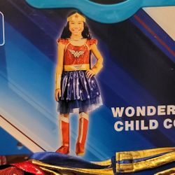 Wonder Woman Halloween costume 