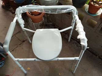 Guardian Easy Care Aluminum Commode

