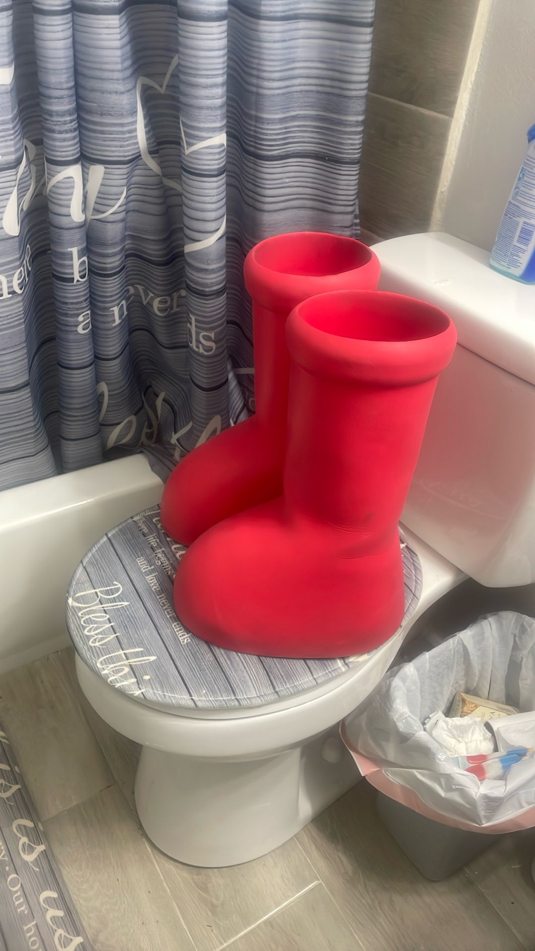 MSCHF Big Red MSCHF MSCHF MSCH Boot
