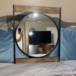 Kirkland Mirror