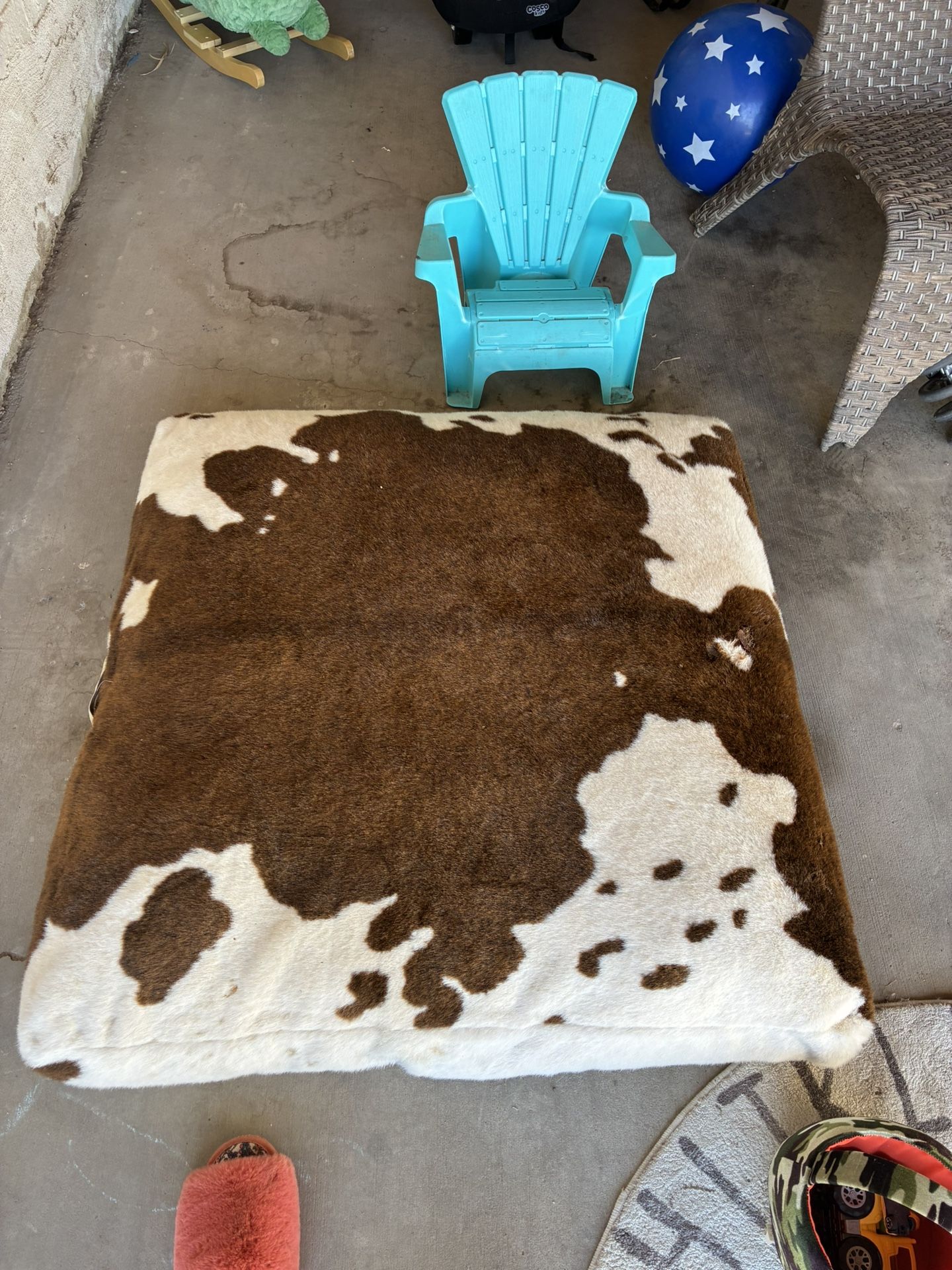 Cowhide Dog Bed Huge