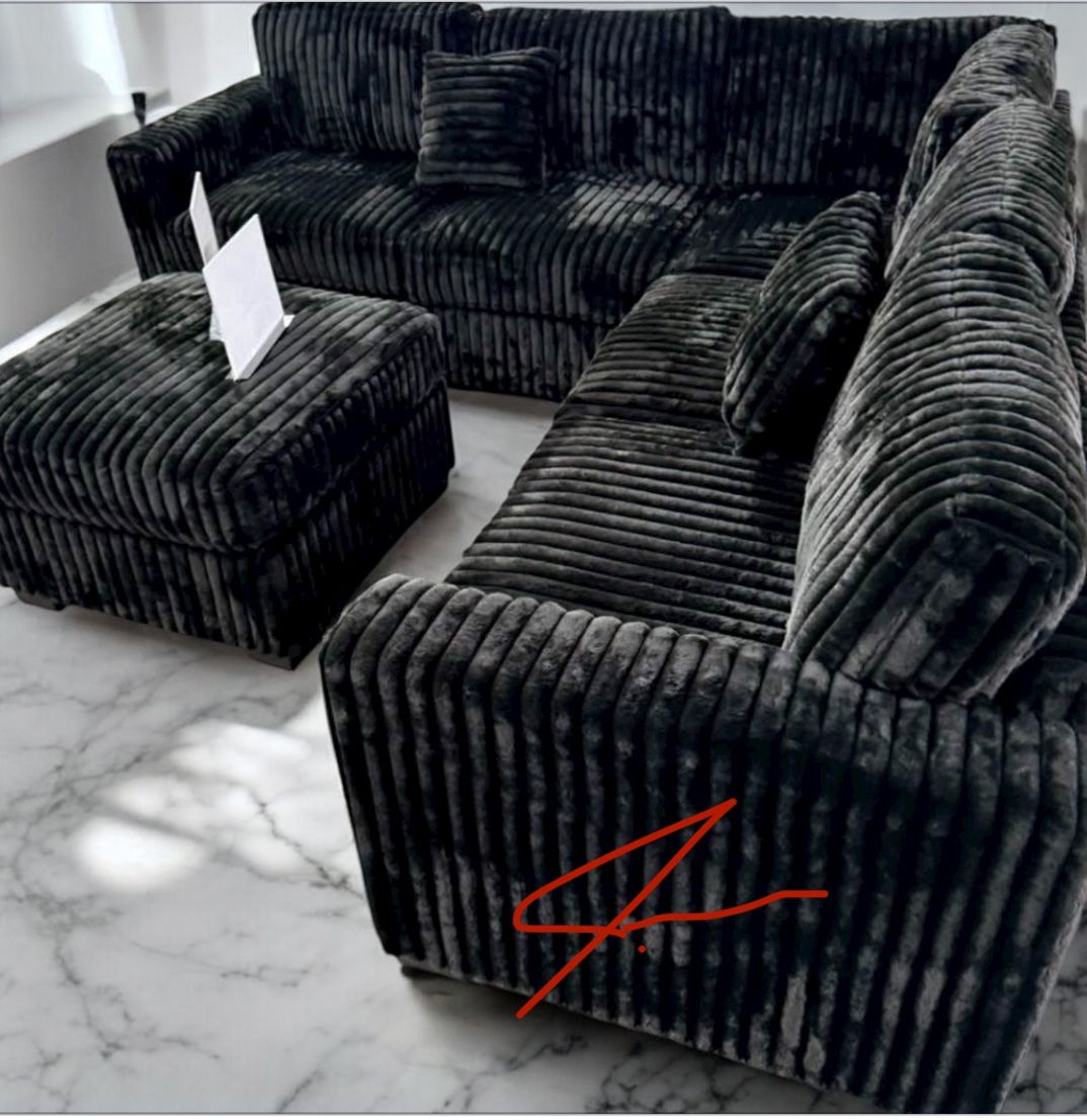 New! Super Comfy Sofa Sectional! Free XL OTTOMAN!