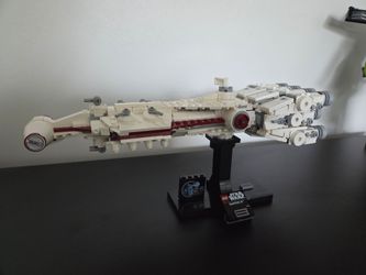 LEGO tantive IV display figure set BUILT