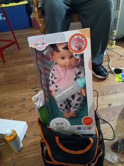 Dream baby doll in the box.  ZOFELNG