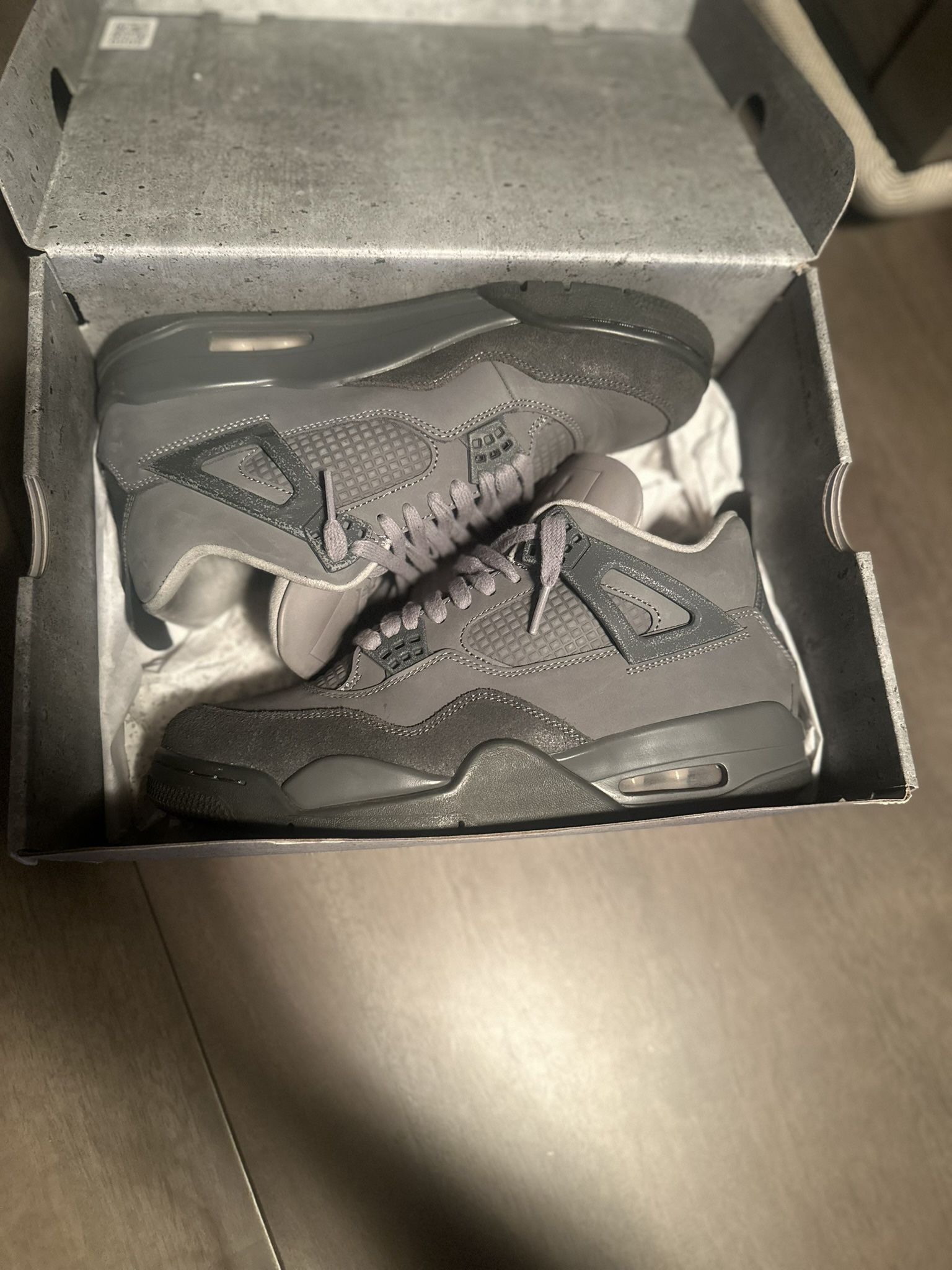 Jordan 4’s “Wet Cement”